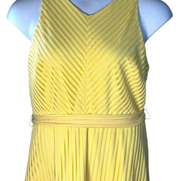 ANTONIO MELANI Yellow Pleated Halter Midi Dress - Picture 2 of 4